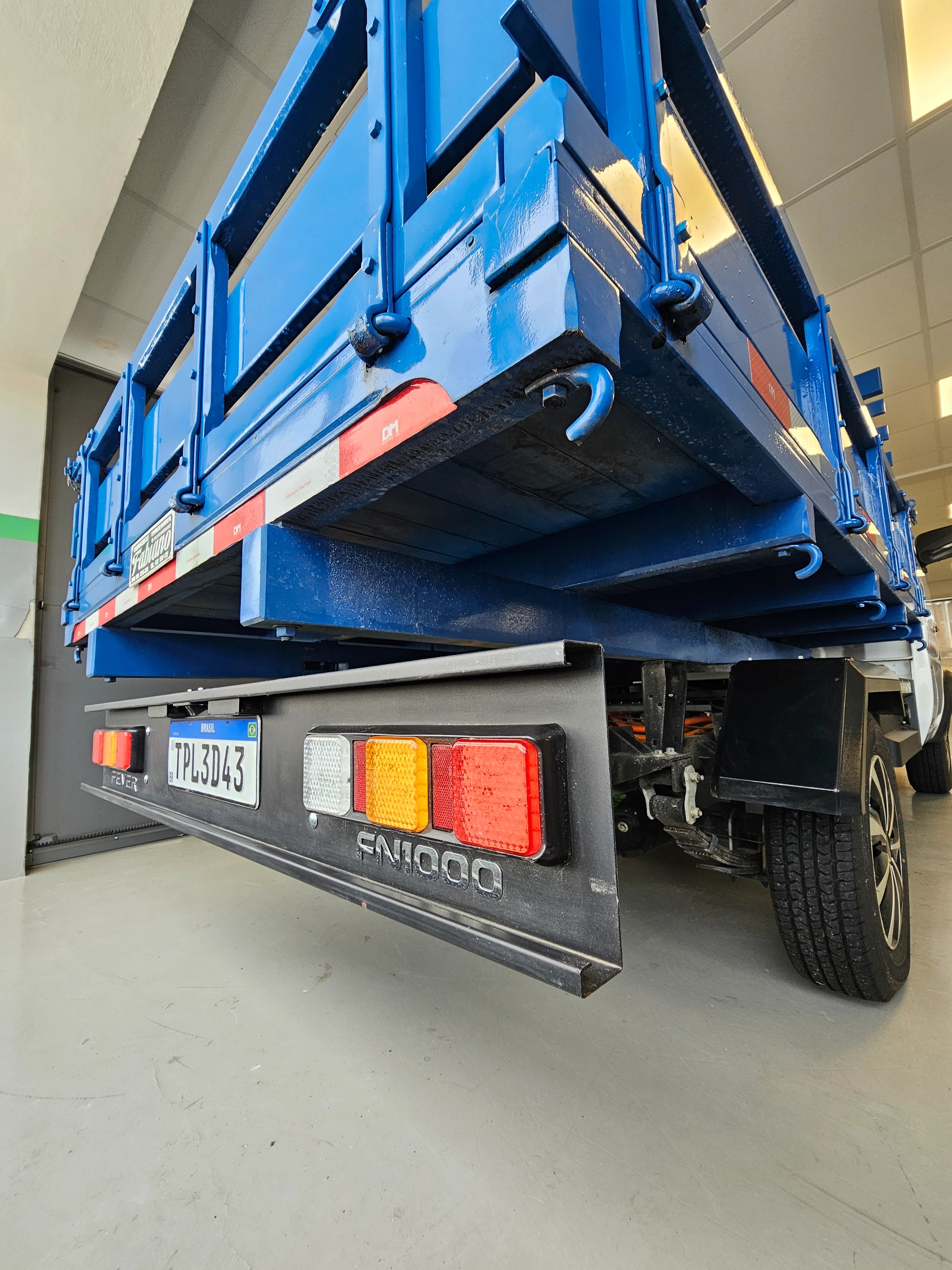 Carroceria em madeira Fever